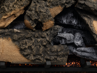 30" Timbers Vented Gas Log Set | Hargrove — close-up bark and ember detail