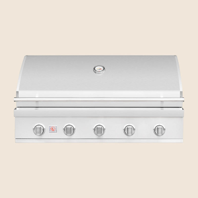 Summerset Sizzler 40-Inch Built-In Gas Grill — lid closed, manufacturer photograph
