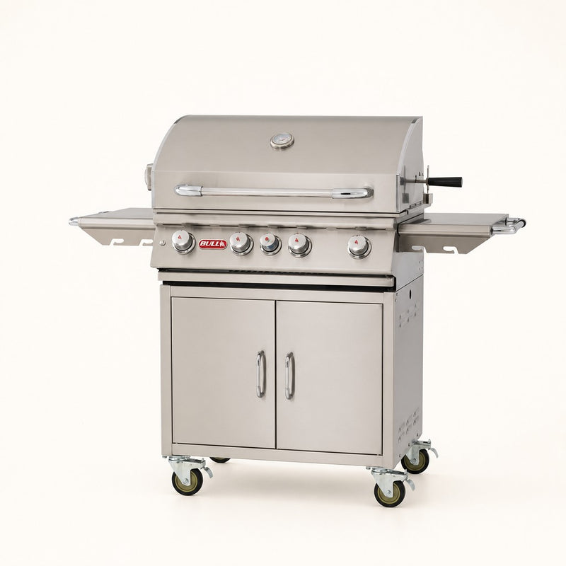 Bull Angus Cart-Mount Gas Grill — studio