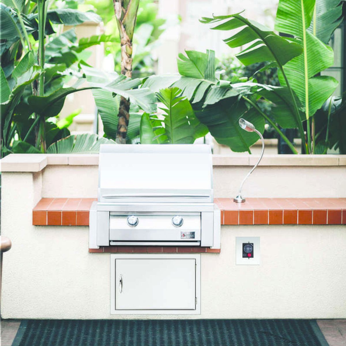 Summerset Resort Built-In Natural Gas Grill - 30"